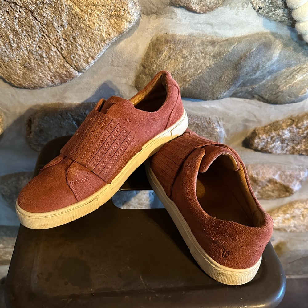 Frye salmon Suede Slip-On Shoes 8.5